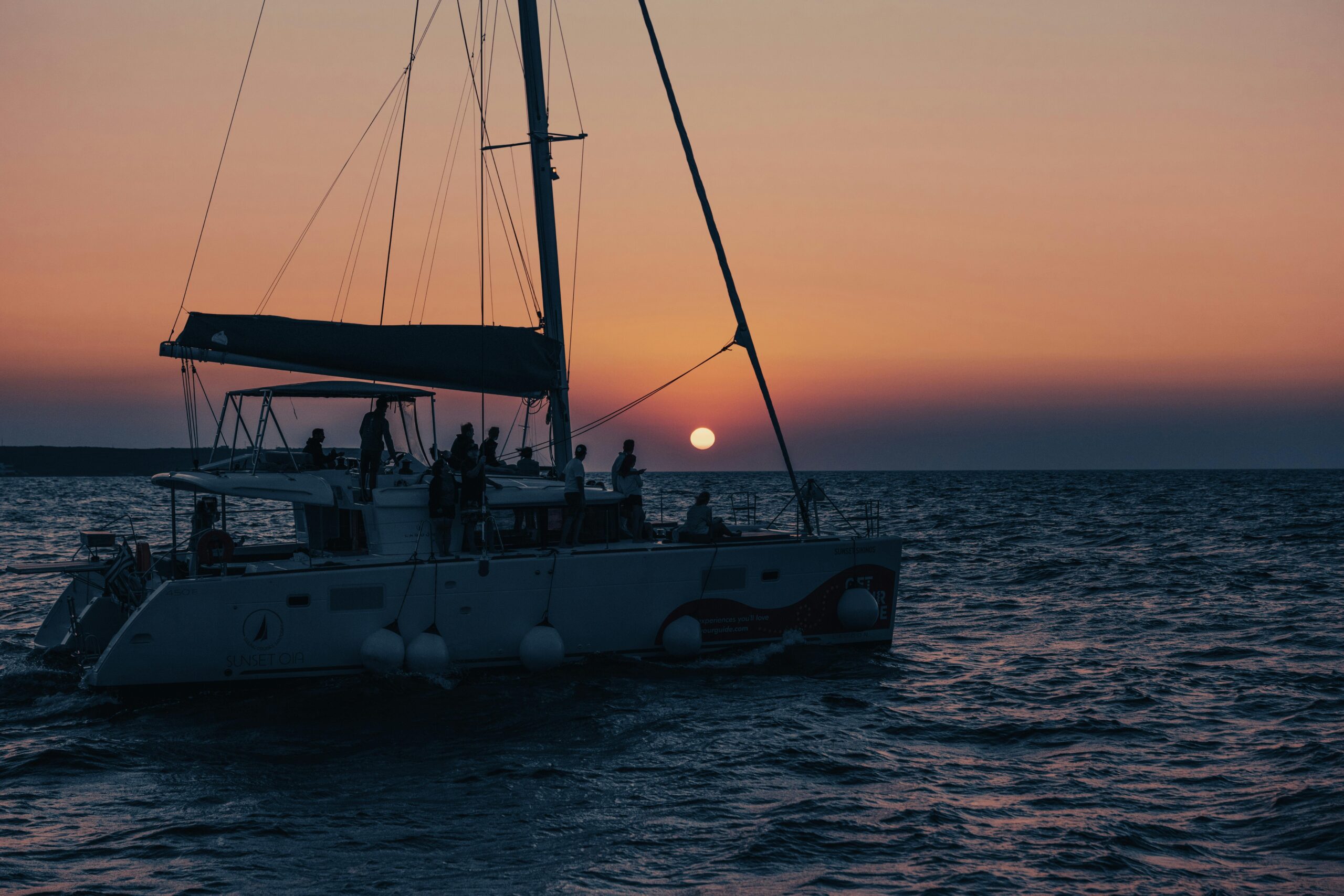 Costa Rica Romantic Cruises Along the Sunset Coast